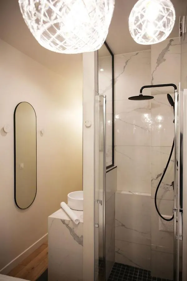 La Bruyere - Appartement Fabuleux- 4P - Paris 9 0*,